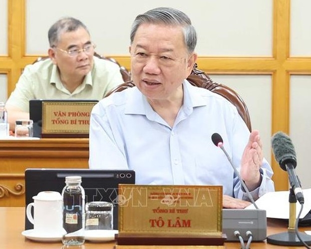 Personnel arrangement must follow principles: Party General Secretary
